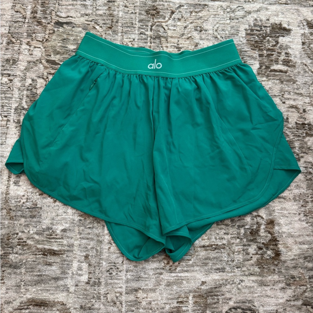 Alo shorts